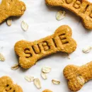 Лакомства для собак, кошек