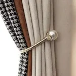 Шторы и карнизы