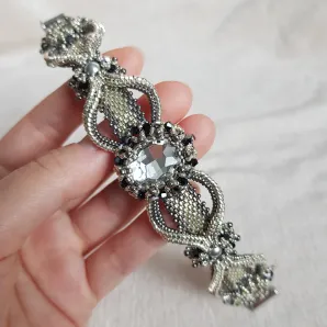 Браслет "Хрусталь" из бисера