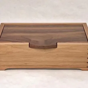 Ящик из дерева