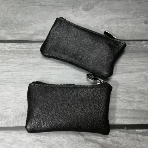 Ключница из натуральной кожи,на молнии с кармашком.