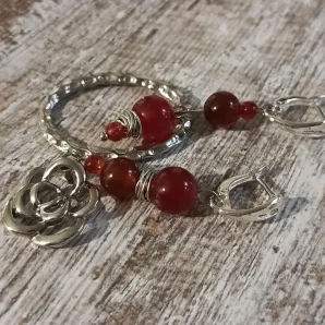 Серьги ассиметричные с агатом.