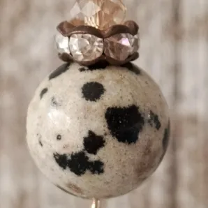 Серьги с далматиновой яшмой