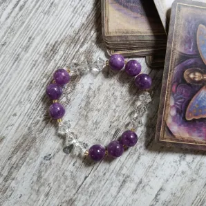 Браслет с чароитом и хрусталем