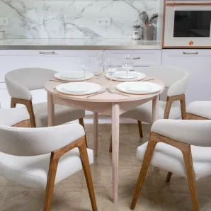 Круглый, раздвижной стол. Дубовый шпон, массив ясеня