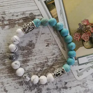 Браслет из бирюзы и кахолонга с рунами