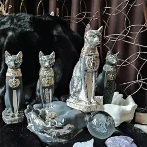 Священный оберег семьи Богиня " Баст" (бастет)