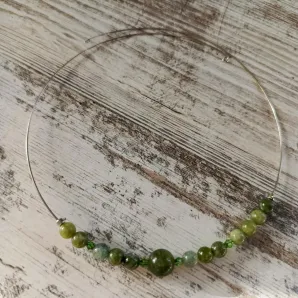 Чокер с нефритом