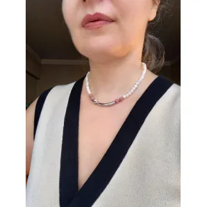 Чокер из натурального перламутра и родонита