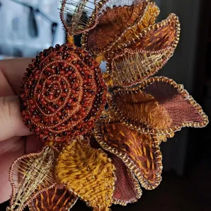 Брошь "Подсолнух"