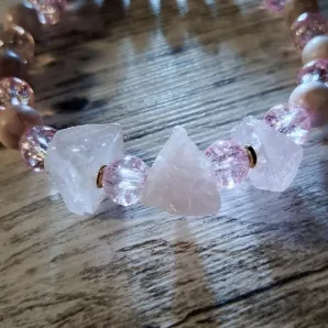 Браслет из розового кварца с яшмой