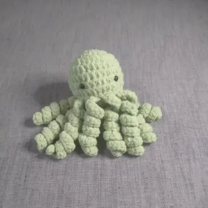 вязаная игрушка осьминог