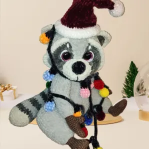 Вязаная мягкая игрушка Енот - ручная работа