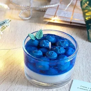 Десертная свеча с черникой