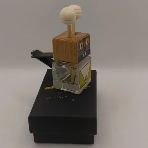 Оригинальный подарок автопарфюм "робот-заяц"