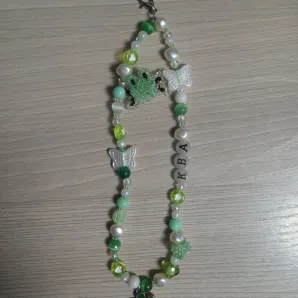 Зелёный брелок