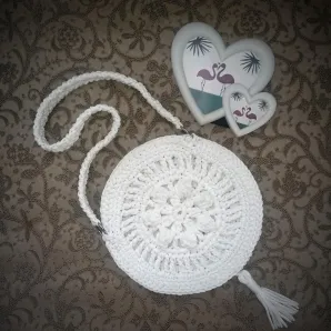 Сумка белая ручной работы