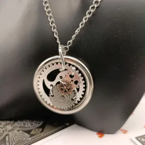 Кулон STEAMPUNK "Время молчит"