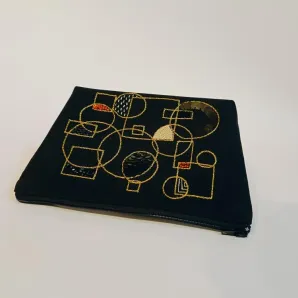 Косметичка с вышивкой, ручная работа