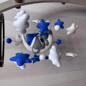 Мобиль для новорожденных