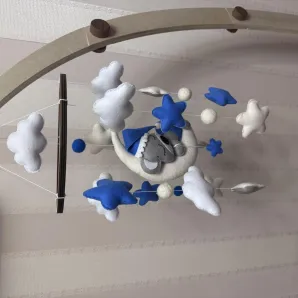 Мобиль для новорожденных