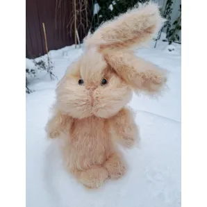 Зайчик плюшевый