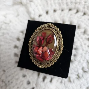 Кольцо винтажное с кораллом и цветком розы ручной работы