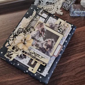 Фоторамка ручной работы на 4 фотографии