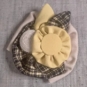 Текстильная брошь в стиле бохо