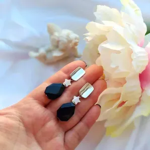 Серьги с агатом и перламутром "Андромеда"