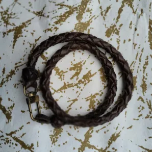 Многослойный плетеный браслет из кожи