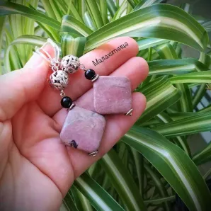 Серьги с родонитом "Сладкий флирт"