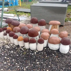 Чайные столики из массива дерева