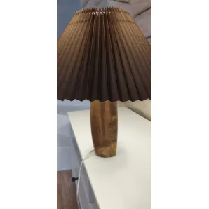 Настольная с абажуром, массив дерева сосна, пропитка дуб.