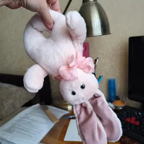 Плюшевый зайка-обнимашка