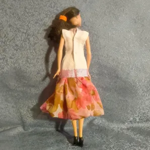 Платье для куклы Барби