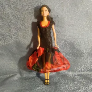 Платье для куклы Барби