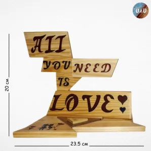 Сувенир "LOVE"