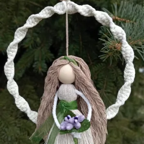 Кукла интерьерная макраме