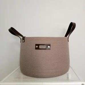 Корзина для хранения с коричневыми ручками