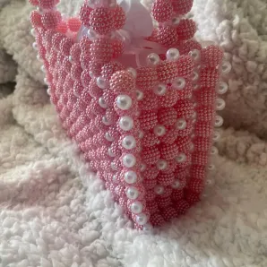 Сумочка из бусин "Розовая жемчужина"