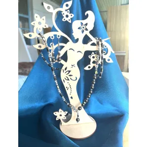 Комплект украшений из гематита и горного хрусталя