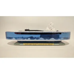 Модель подводной лодки 667БДРМ "Дельфин"