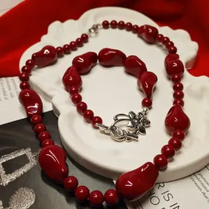 Комплект бусы и браслет из жемчуга майорка, цвет бордо