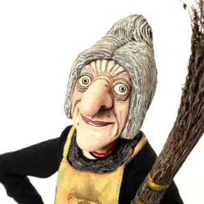 Баба Яга из "Ивашка из Дворца Пионеров"