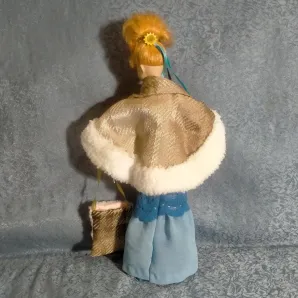 Одежда, пончо для куклы Анны из мультфильма "Холодное сердце"