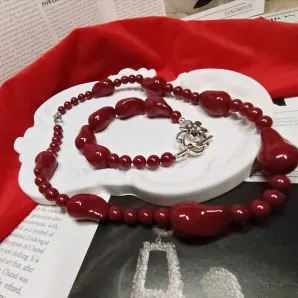 Комплект бусы и браслет из жемчуга майорка, цвет бордо