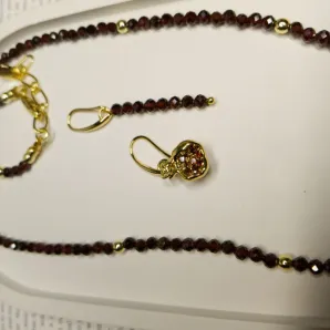 Чокер из граненого граната и серьги к нему