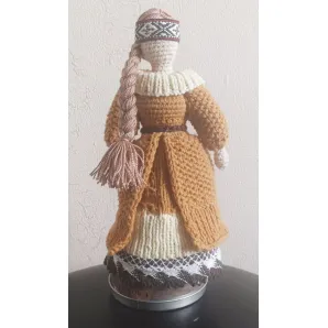 Вязаная кукла-оберег