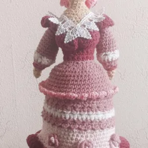 Вязаная кукла-оберег